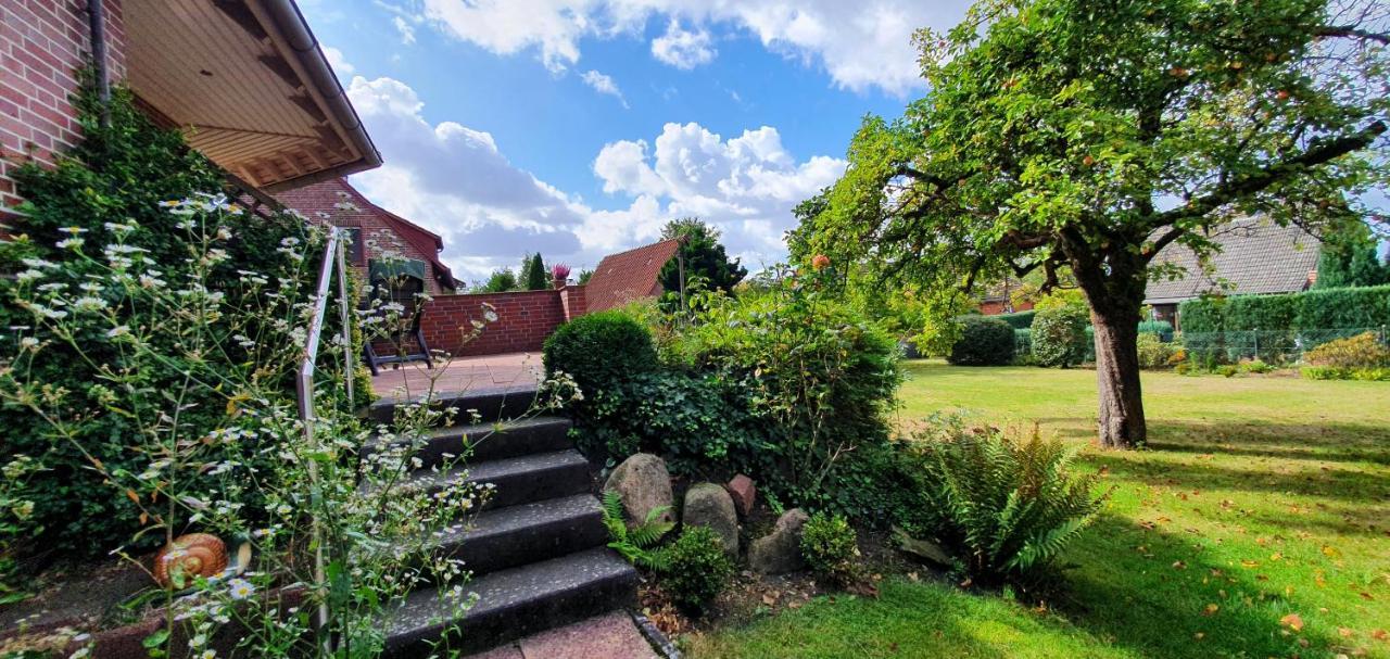 Ferienwohnung Uennern Appelboom Шнефердинген Экстерьер фото
